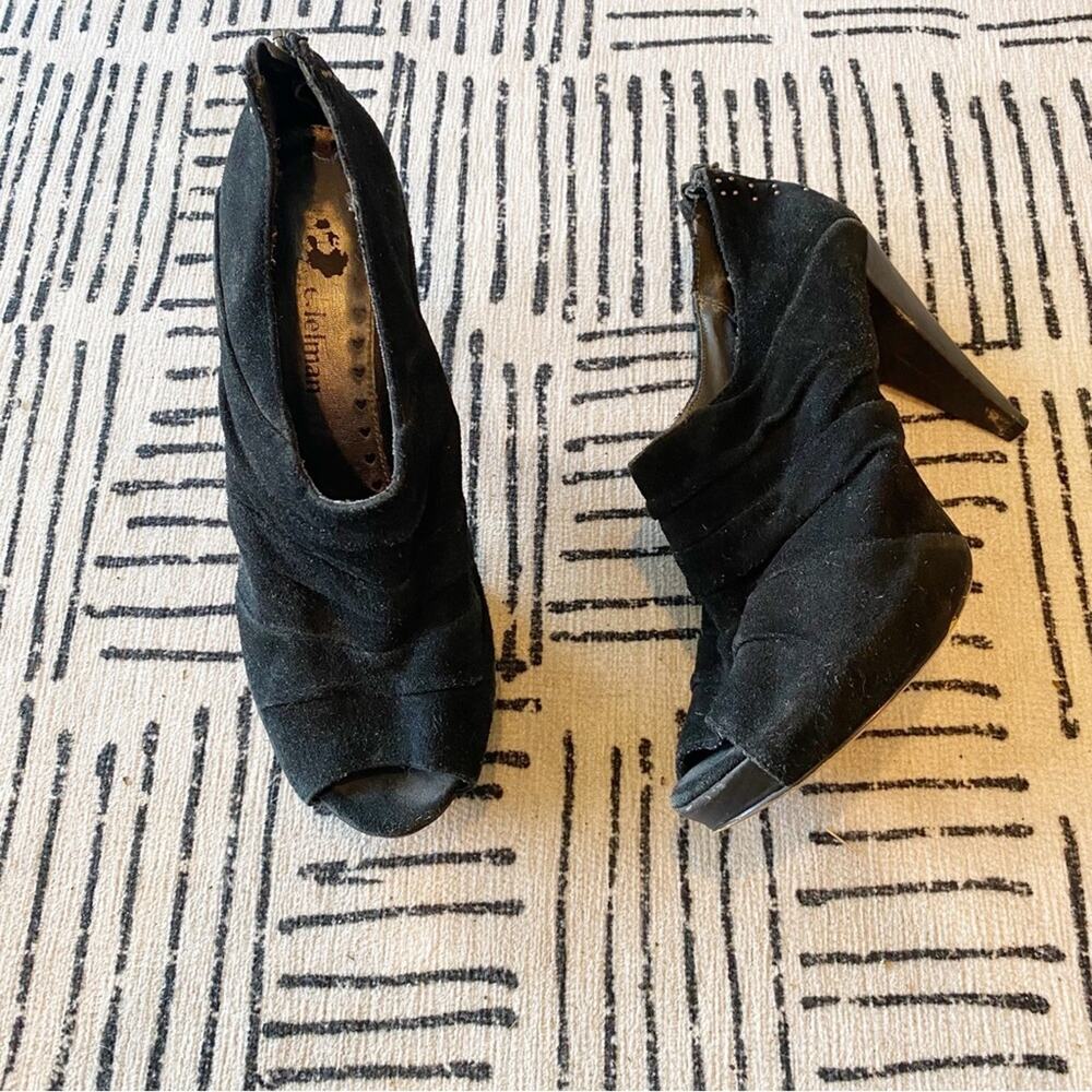 Libby Edelman Black Suede Slouch Peep Toe Heel Booties Size 9.5